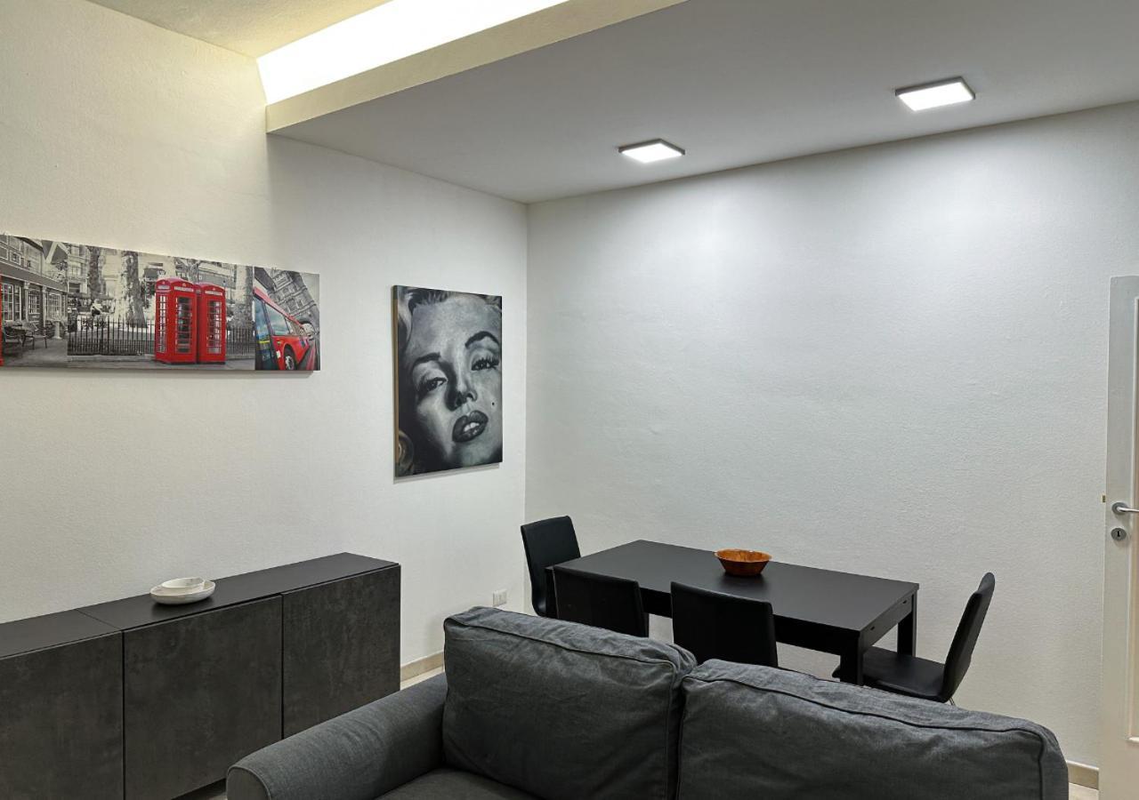 Modern Cenisio Apartment - Self Check-In & Parking Milán Exterior foto
